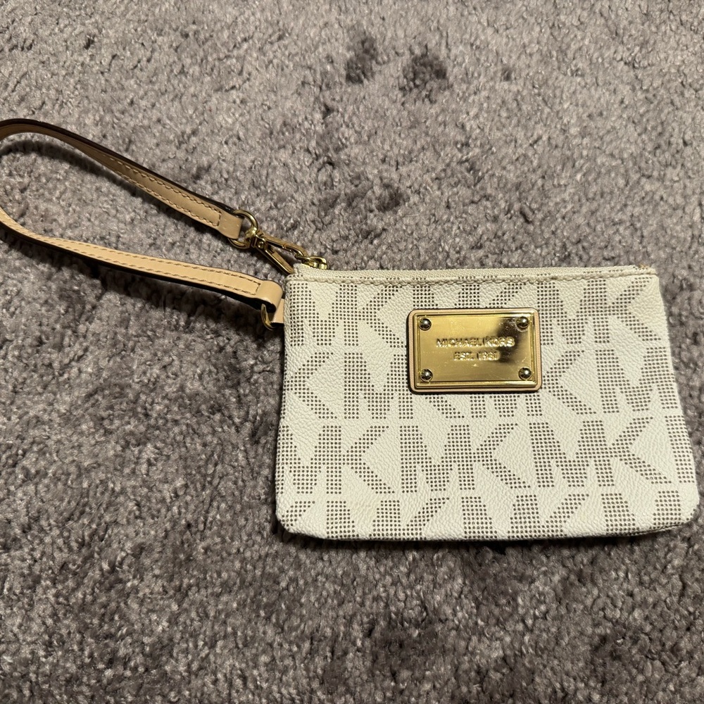 Small White Michael Kors Wallet